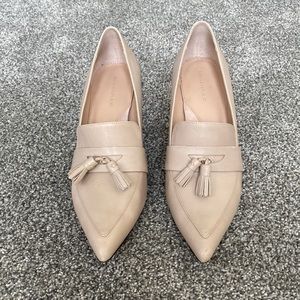 WOMENS PUMP with Tassels